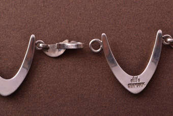 Retro Danish Necklace |  |