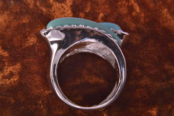 Vintage Ring |  |