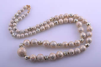 Vintage Plastic Necklace |  |