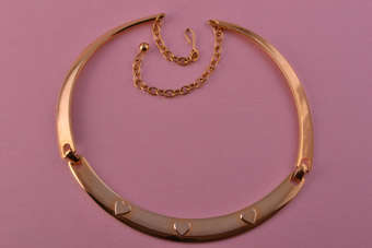 Vintage Necklace / Choker |  |