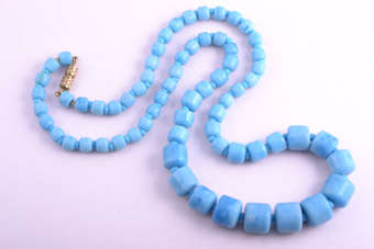 Glass Necklace |  |
