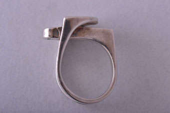Silver Retro Ring |  |