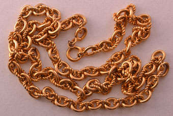 Gilt Vintage Chain |  |