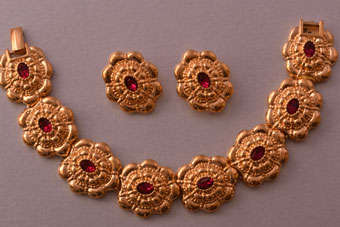 Gilt Vintage Set |  |