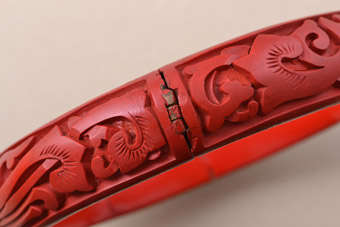 1920's Oriental Bangle |  |
