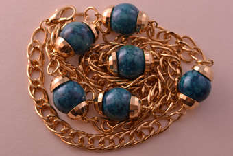 Gilt Vintage Necklace |  |