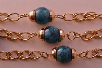 Gilt Vintage Necklace |  |
