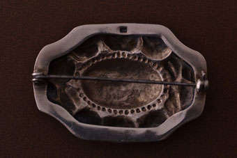 Silver Retro Brooch |  |
