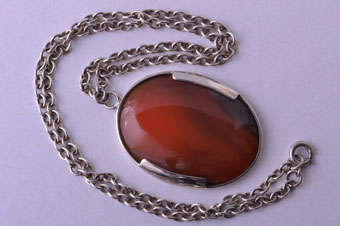 Silver Modernist Pendant |  |
