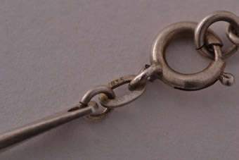 Silver Retro Necklace |  |