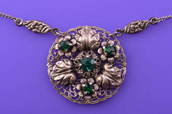 1950's Vintage Necklace |  |