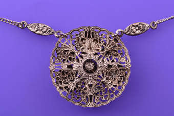 1950's Vintage Necklace |  |