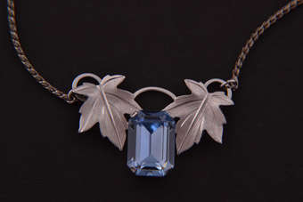 Vintage Parure |  |