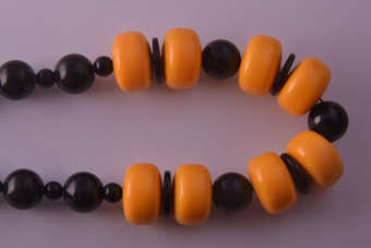 Retro Pop Necklace |  |