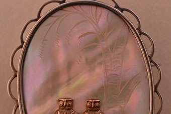 Silver Vintage Brooch  |  |