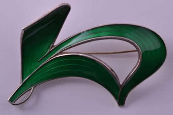 Retro Norwegian Brooch |  |