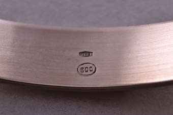 Silver Retro Bangle |  |