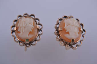 1950's Screw On Earrings |  |
