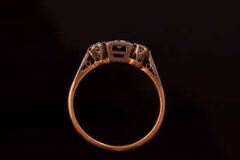 Art Deco Ring |  |