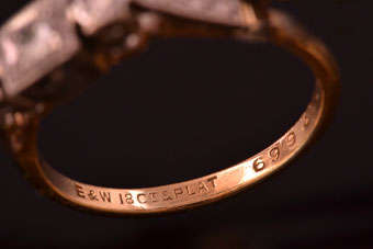 Art Deco Ring |  |