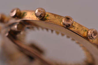 Gold Victorian Brooch |  |