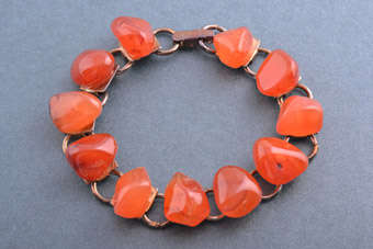 African Bracelet |  |