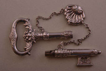 Silver Vintage Key |  |