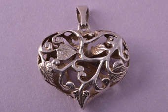 Silver Modern Pendant |  |