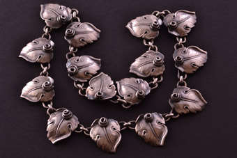 Silver Retro Necklace |  |