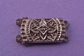Silver Vintage Clasp |  |