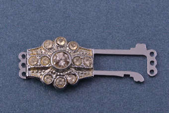 Vintage Clasp |  |