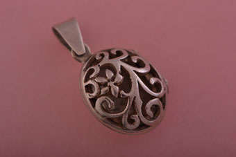 Silver Modern Locket |  |