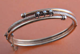 Victorian Bangle |  |