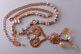 Modern Mariana Necklace |  |