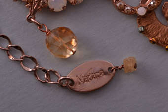 Modern Mariana Necklace |  |