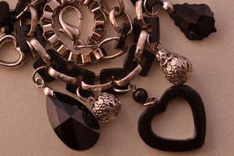 Modern Fashion Necklace |  |