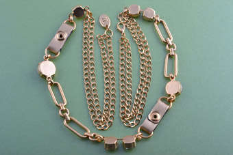 Gilt Modern Necklace |  |