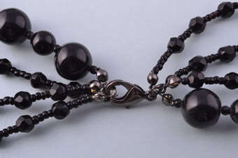 Plastic Modern Necklace |  |