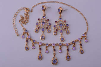 Modern Set |  |