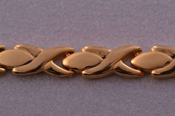 Gilt Modern Bracelet |  |