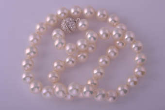 Modern Pearl Necklace | Free Shipping |
