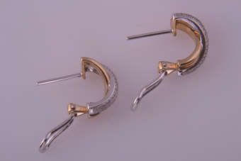 9ct Gold Stud Earrings |  |