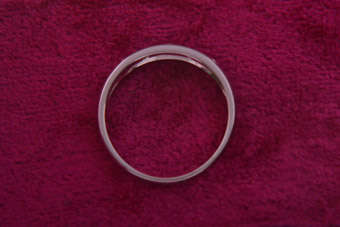 9ct Gold Modern Ring |  |