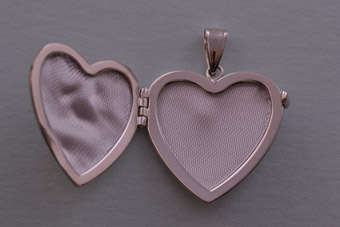 Gold Modern Heart Locket |  |