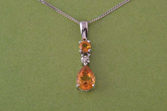 9ct Gold Modern Pendant |  |