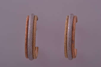 9ct Gold Stud Earrings |  |
