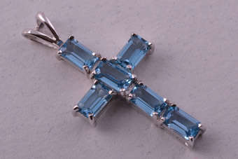 9ct Gold Modern Cross |  |