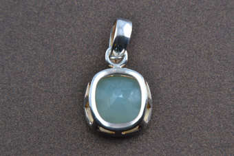 Silver Modern Pendant |  |