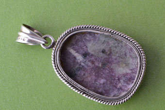 Silver Modern Pendant |  |