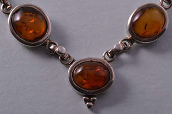 Silver Modern Necklace |  |
